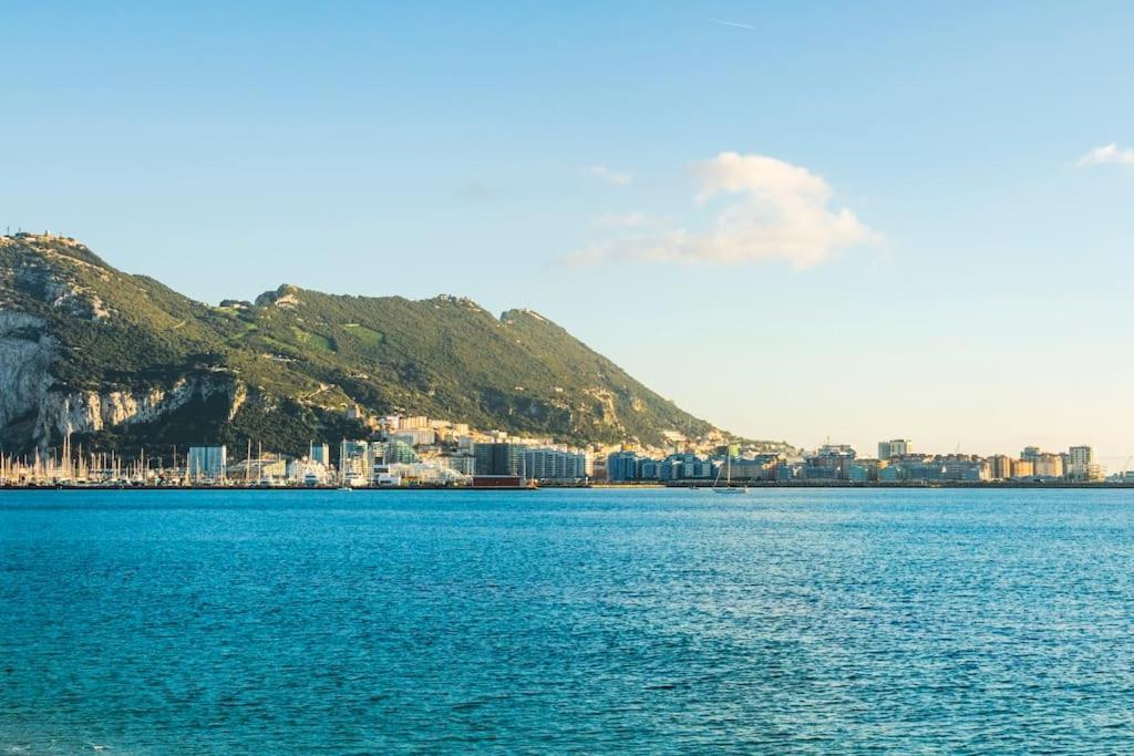 Apartamento Exterior Algeciras -Hawkins Costa 2A Екстериор снимка